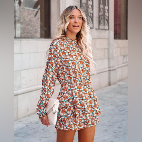 Vici Pants - Vici Toran Floral Ruffle Tiered Romper - NWT - Size Small